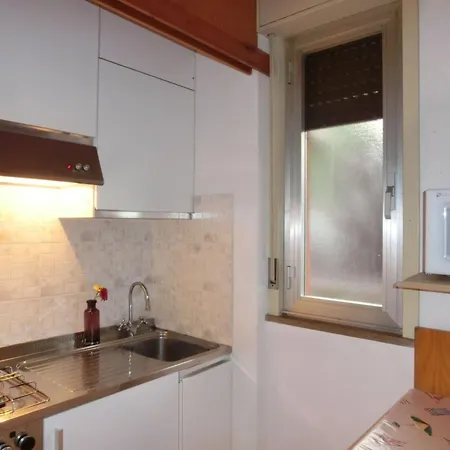 Cozy With Swimming Pool Access Apartment *